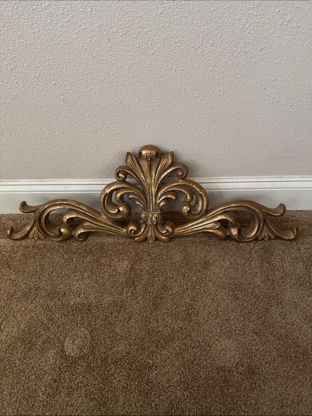 Gold Ornate Scroll Wall Decor Accent